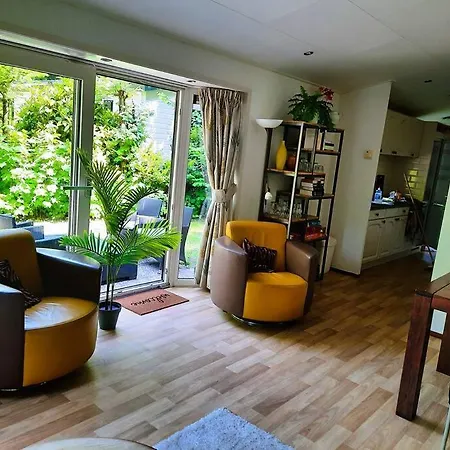 Chalet Veluwe Flow I Genieten Nabij Bos